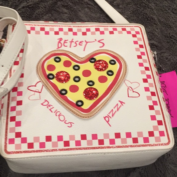 Handbags - New Rare Betsey Johnson Pizza Box Pocketbook